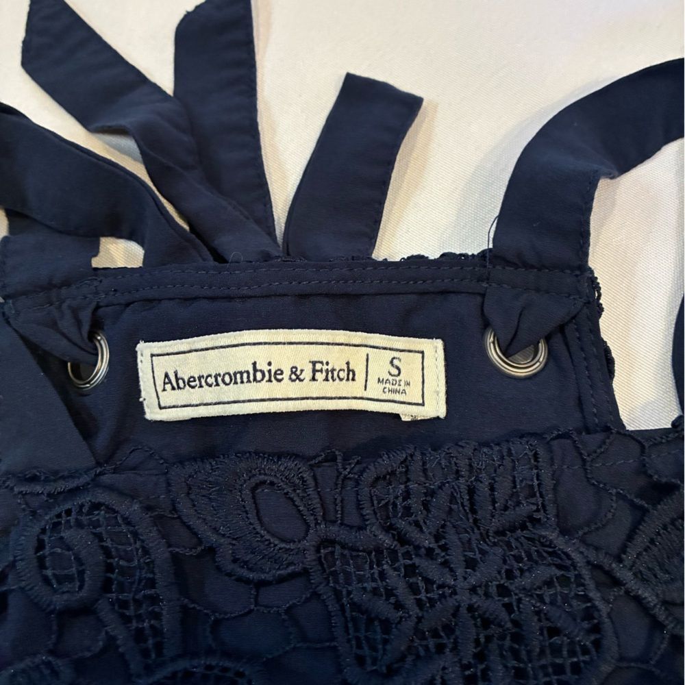 Abercrombie & Fitch Navy blue lace tie cropped top halter style size S - Picture 6 of 8